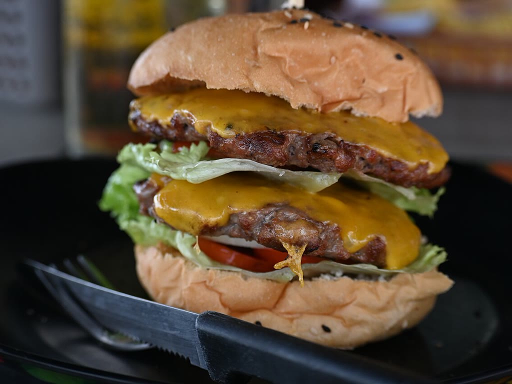 Double Cheeseburger